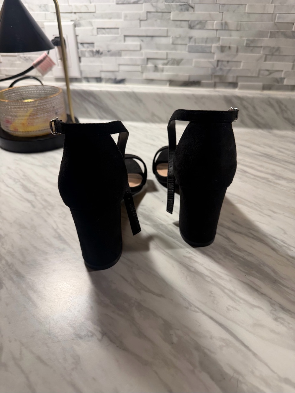 Microsuede heels - Picture 4 of 5